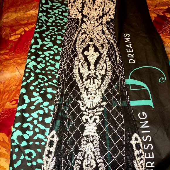 Dress by SHERRI HILL - Picture 7 of 13